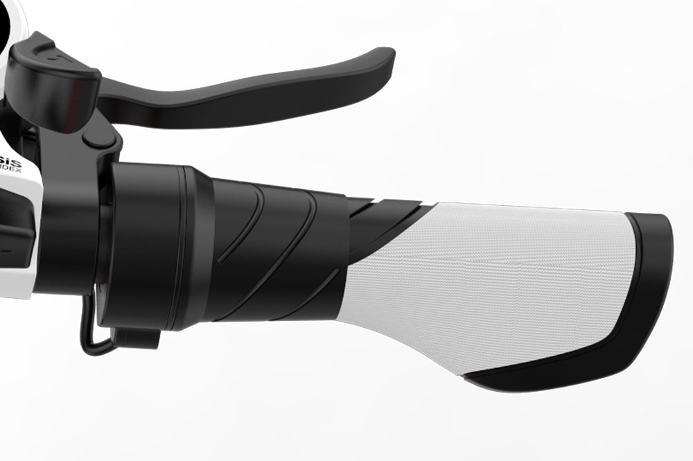 Lankeleisi handle cover for electric bikes, showing a close-up of the throttle grip on a Lankeleisi electric bike.